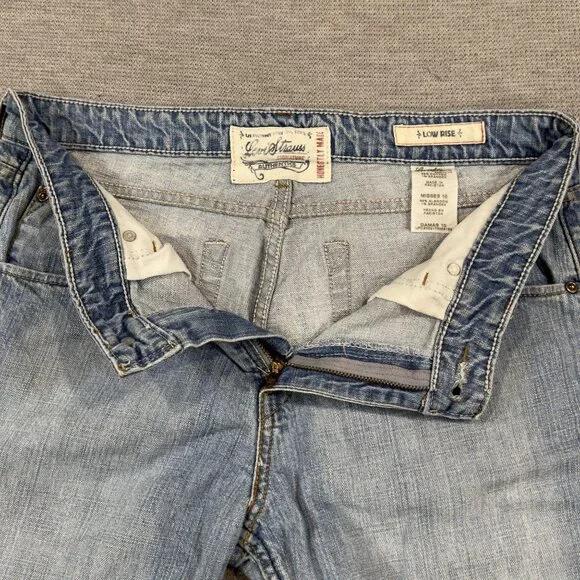 Levi Strauss Signature Denim Bermuda Shorts Womens 10 Low Rise Blue Stretch - Picture 6 of 14